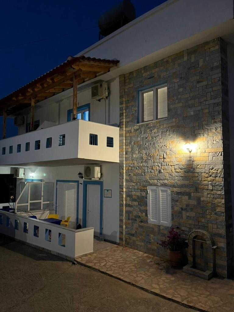 Gregory'S Apartments Ksamil Exterior photo